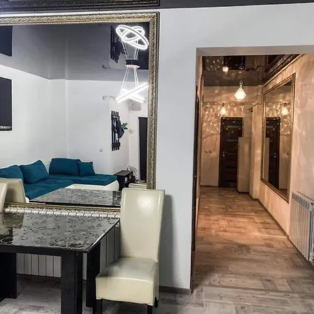 Apartament Tony Mamaia Nord 3