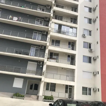 Apartament Tony Mamaia Nord 3
